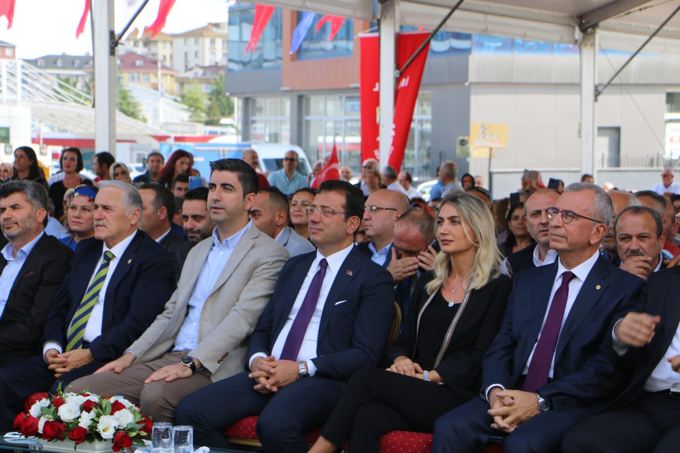 Başkan Gökhan Yüksel, “Yuvamız İstanbul” projesinin temel atma törenine katıldı   