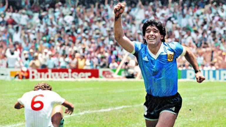 “EFSANE İSİM MARADONA HAYATINI KAYBETTİ “
