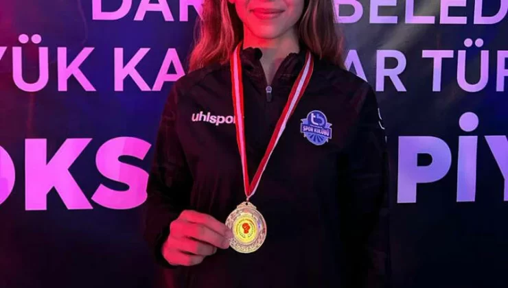 Tuzla Belediyesi sporcusu Gizem Nur Köknar, Türkiye şampiyonu oldu