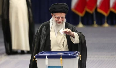 Dört Adaylı Yarış