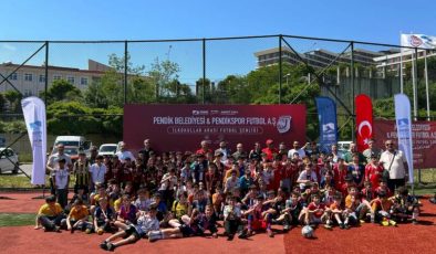 İlkokullar Arası Futbol Şenliği Yapıldı
