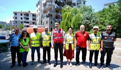Kartal Belediyesi, Riskli Konutların Yıkımına Devam Ediyor