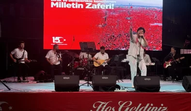 AHMET ŞAFAK’TAN 15 TEMMUZ’UN ANLAMINA YAKIŞIR PERFORMANS