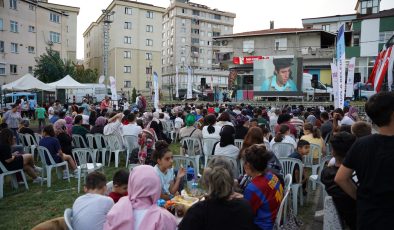 Türk sinemasının unutulmaz isimlerinden Kemal Sunal, Tuzla’da anıldı