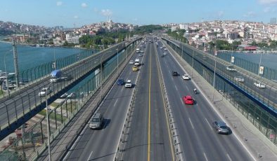 HALİÇ KÖPRÜSÜ METROBÜS YOLU YENİLENİYOR
