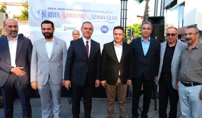 Sancaktepe’de Bayram Sofrası Kuruldu, Gönüller Bir Oldu