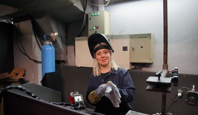 Tuzla’da kadın kaynakçılar yetişiyor