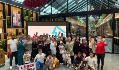 istanbul Anadolu Yakası Aileleri LÖSEV Aile Komite Toplantısı’nda Bir Araya Geldi