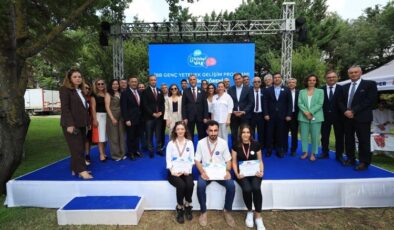 İBB’NİN GENÇ YETENEKLERİ MEZUN OLDU